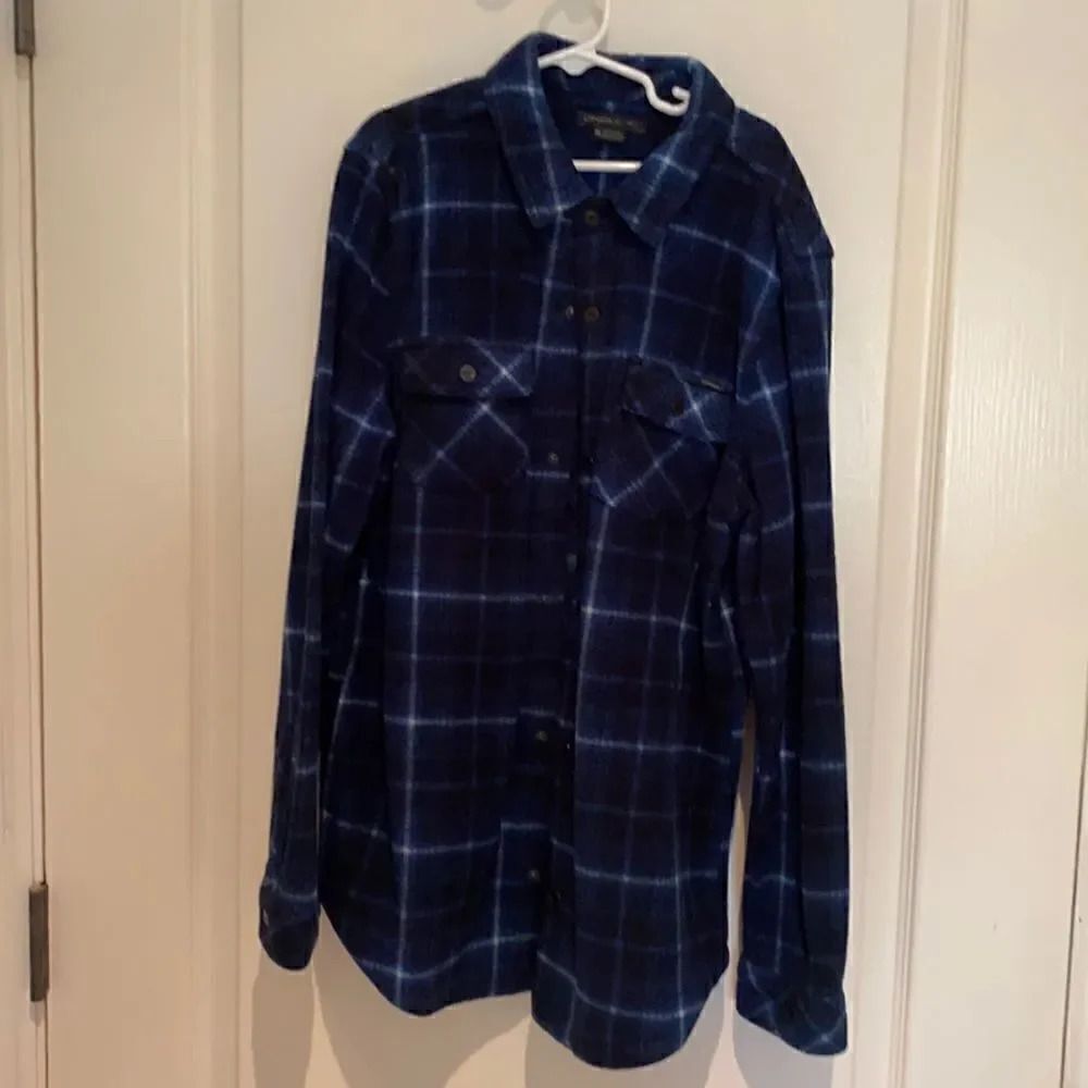 Boys flannel shacket XL